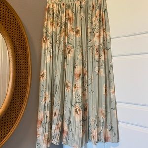 H&M Mint&Cream floral maxi skirt